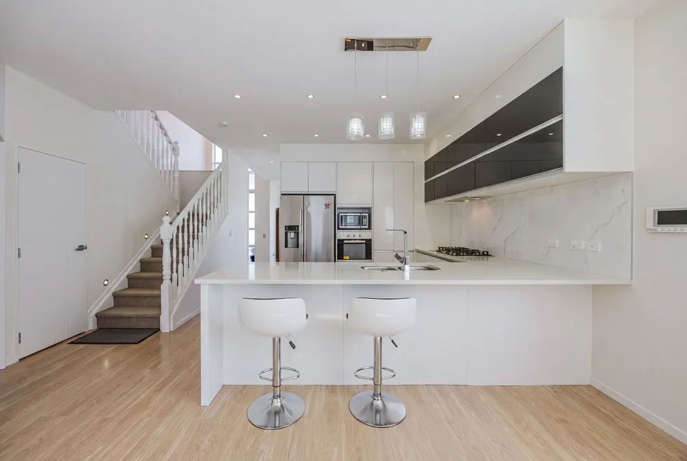 Photos of 10 Helianthus Avenue