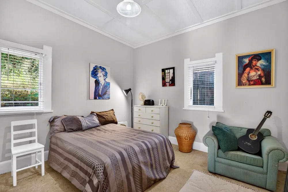 Photos of 11 Burns Road