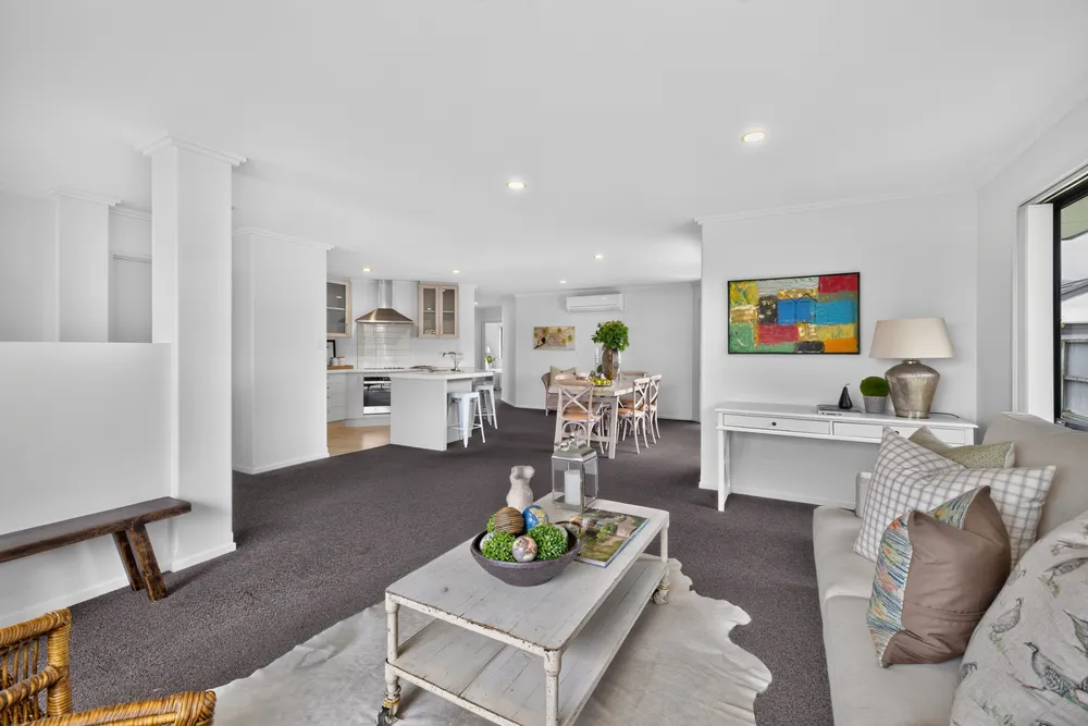 Photos of 46 Averill Street