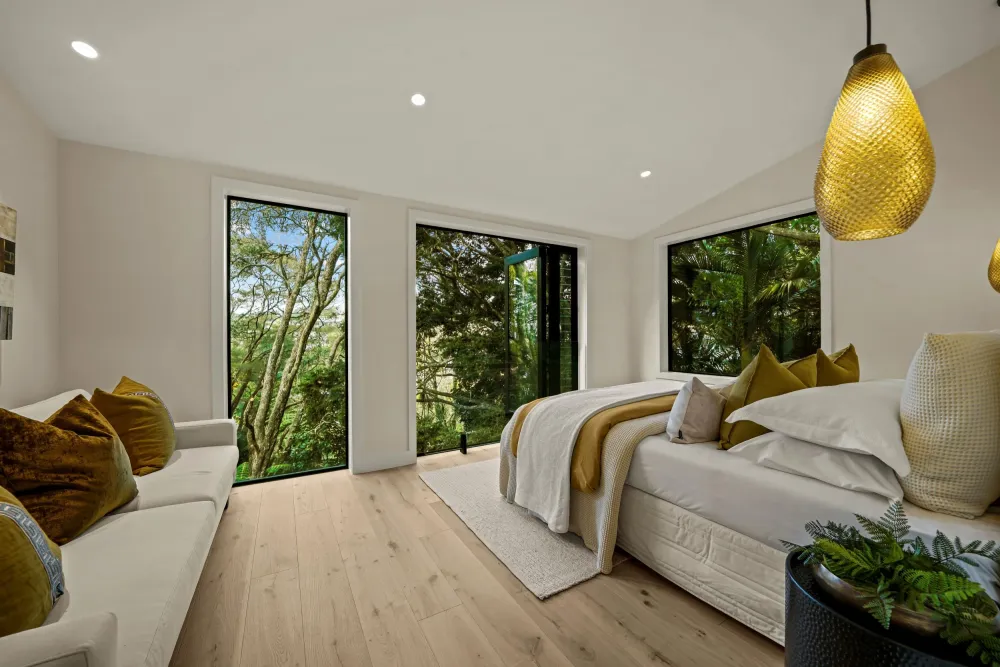 Photos of 47 Seaview Road