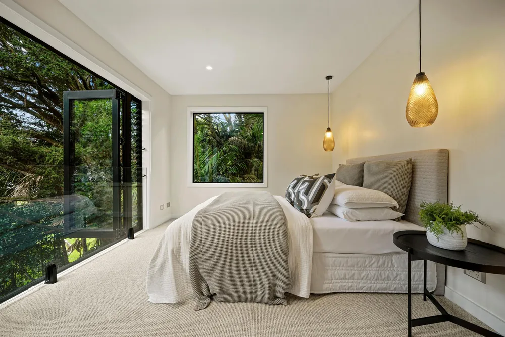 Photos of 47 Seaview Road