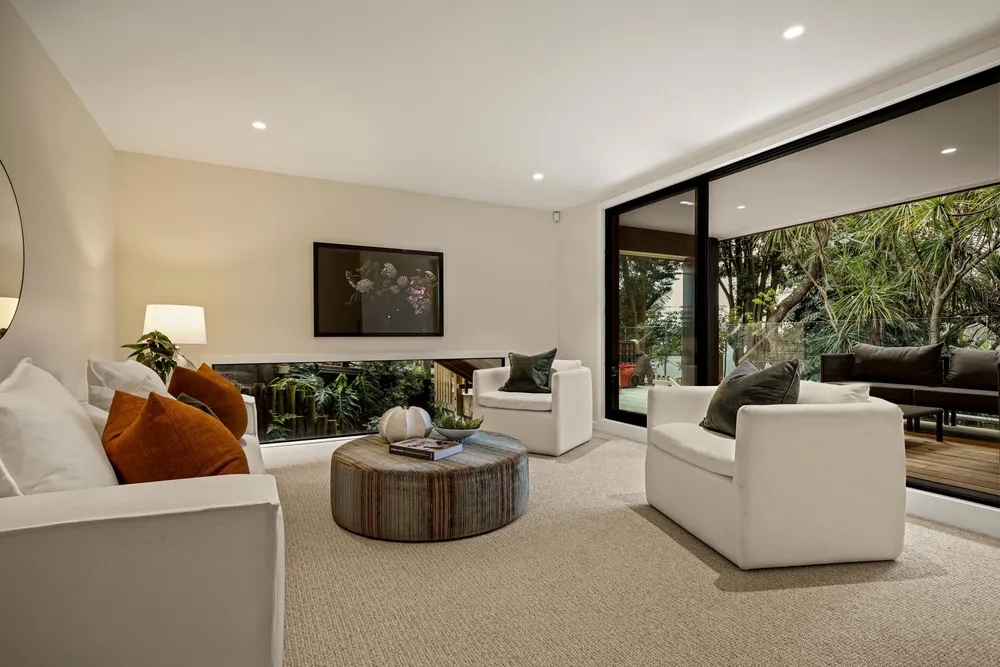 Photos of 47 Seaview Road