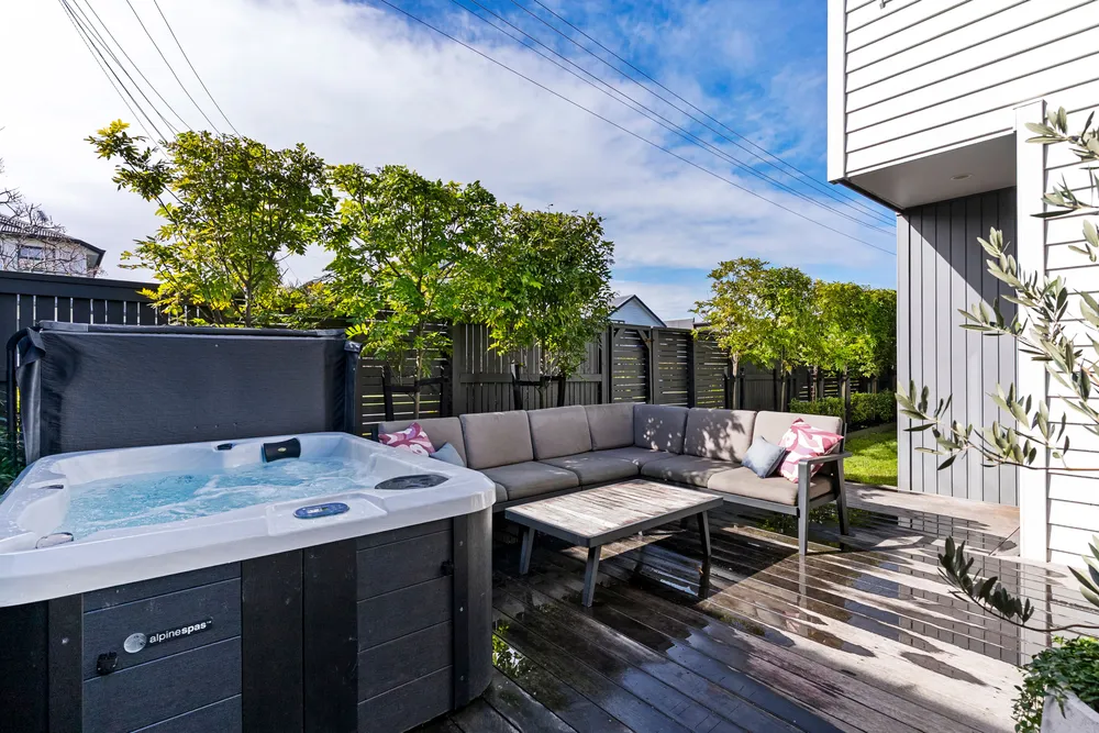 Photos of 5 Fernwood Place