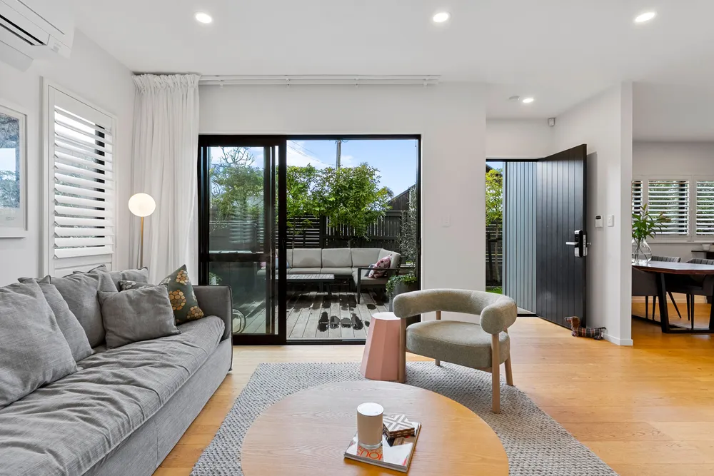 Photos of 5 Fernwood Place