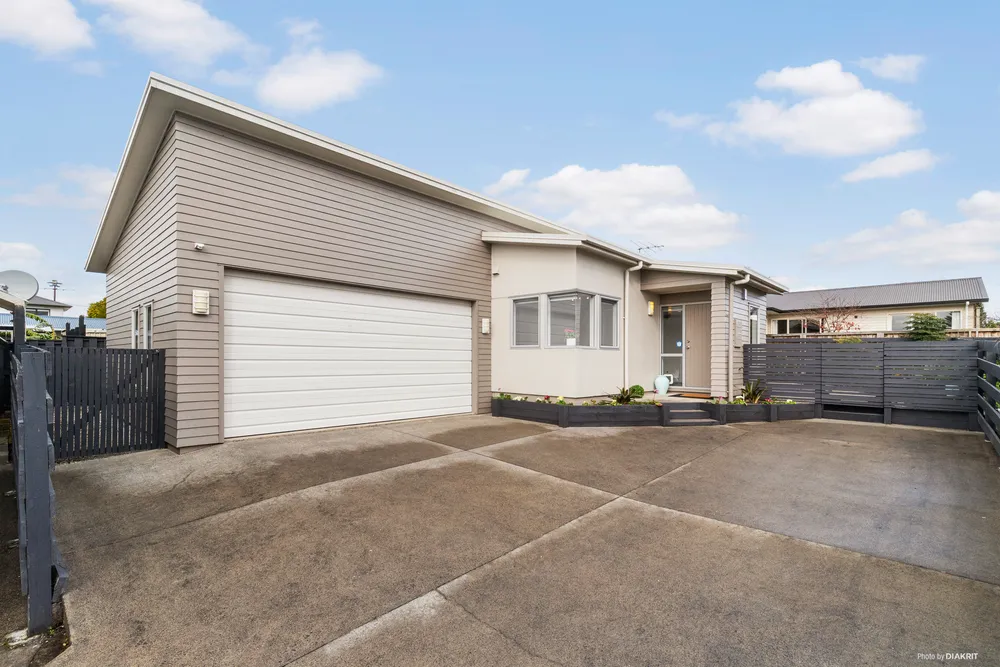 Photos of 30A Helvetia Road