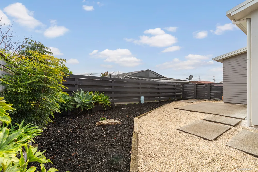 Photos of 30A Helvetia Road