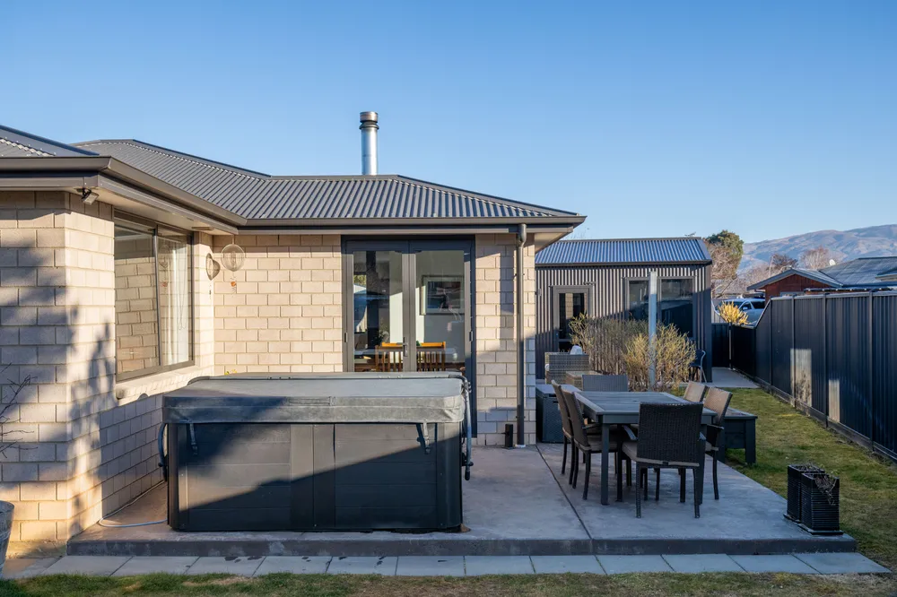 Photos of 6 Alluvial Place