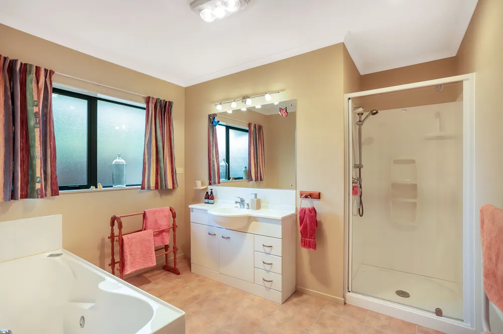Photos of 122 Parker Road