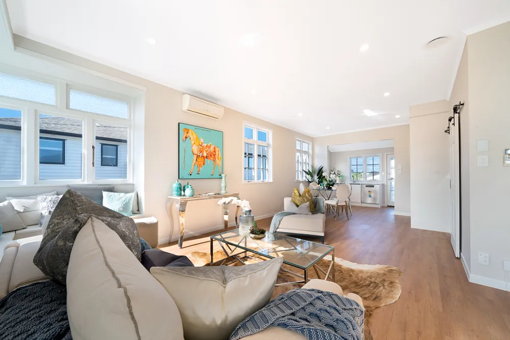 Photos of 116 Hutchinson Avenue