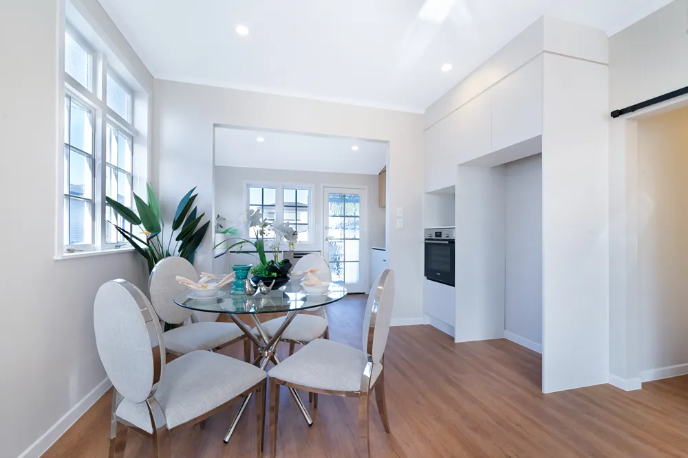 Photos of 116 Hutchinson Avenue