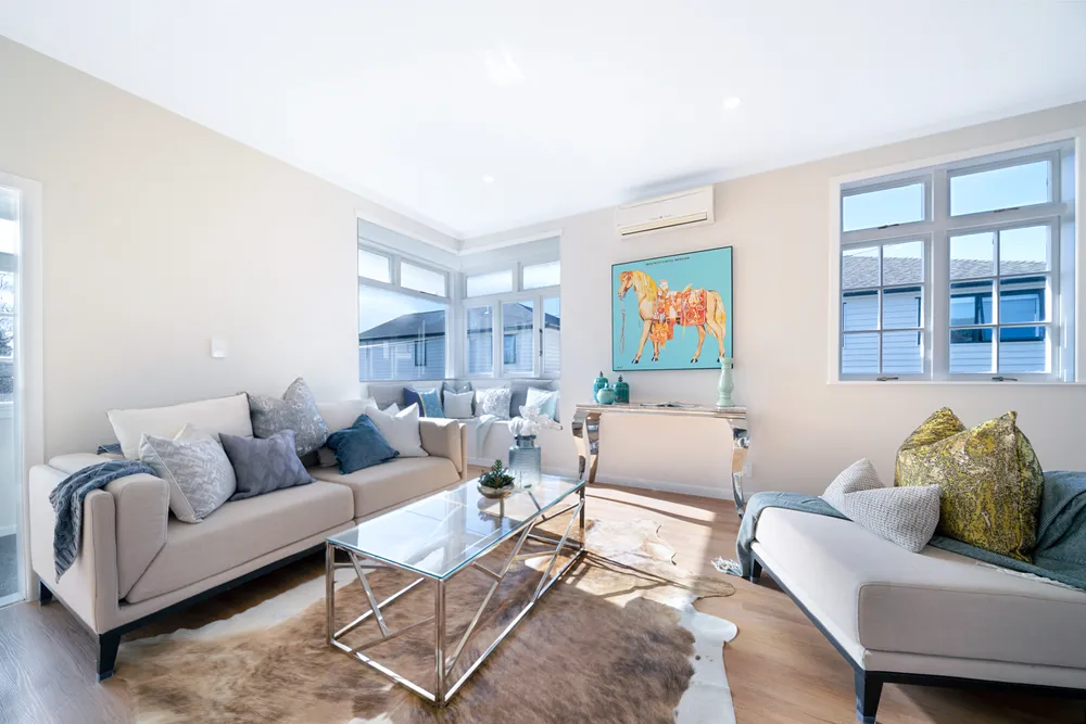 Photos of 116 Hutchinson Avenue