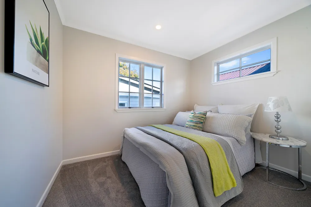 Photos of 116 Hutchinson Avenue