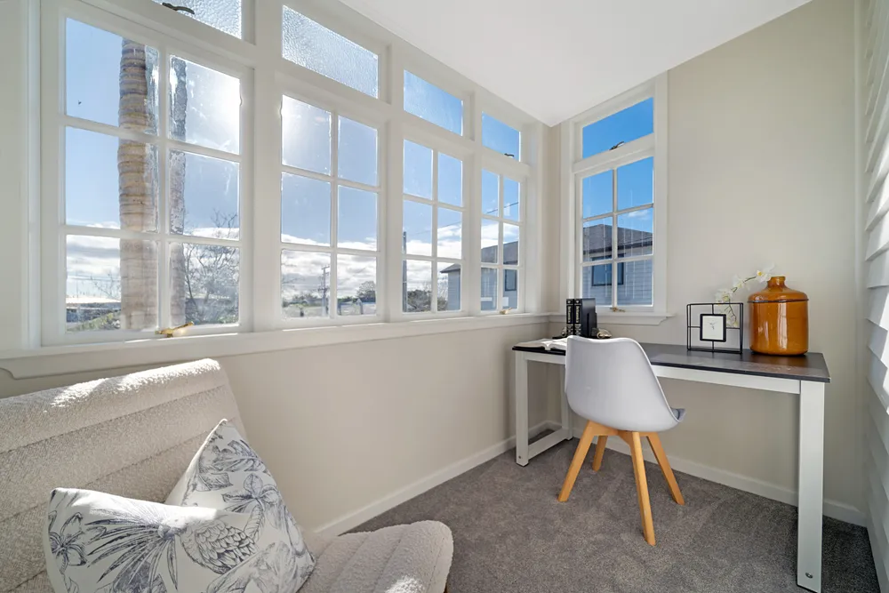 Photos of 116 Hutchinson Avenue