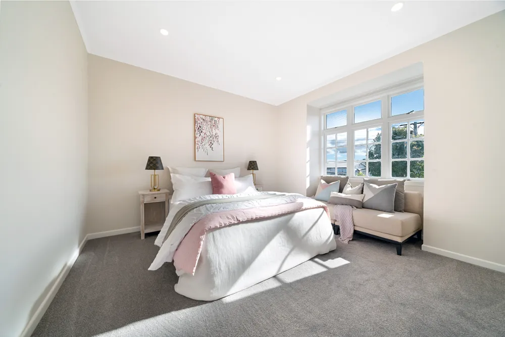 Photos of 116 Hutchinson Avenue