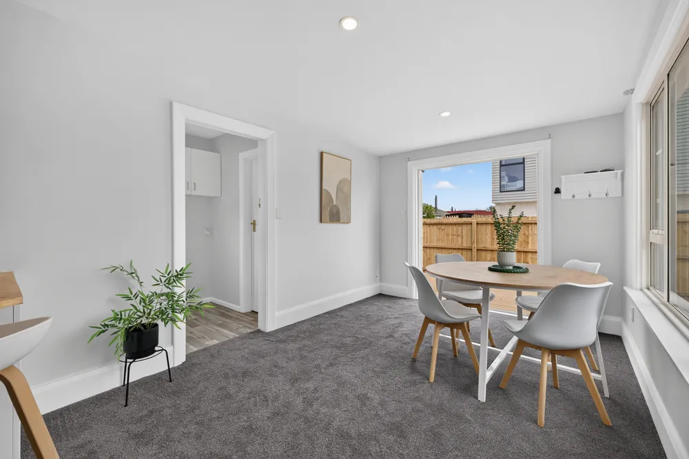 Photos of 37 Frankleigh Street