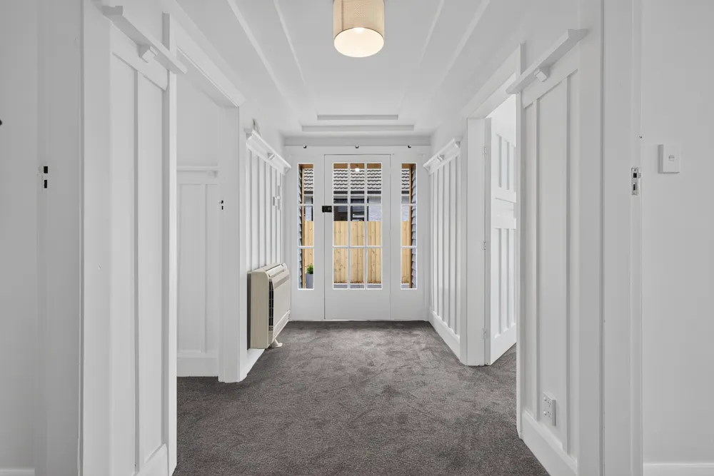 Photos of 37 Frankleigh Street