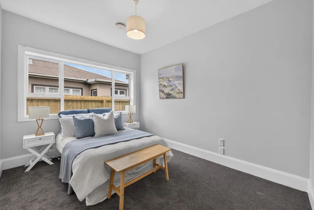 Photos of 37 Frankleigh Street