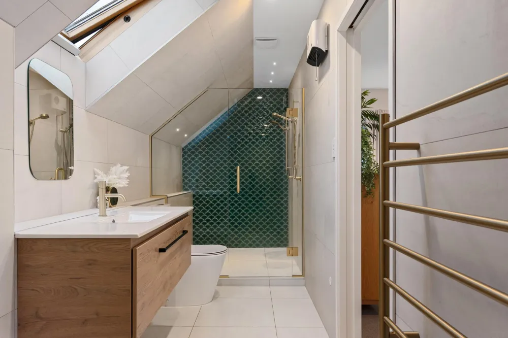Photos of 32 Oakwood Mews