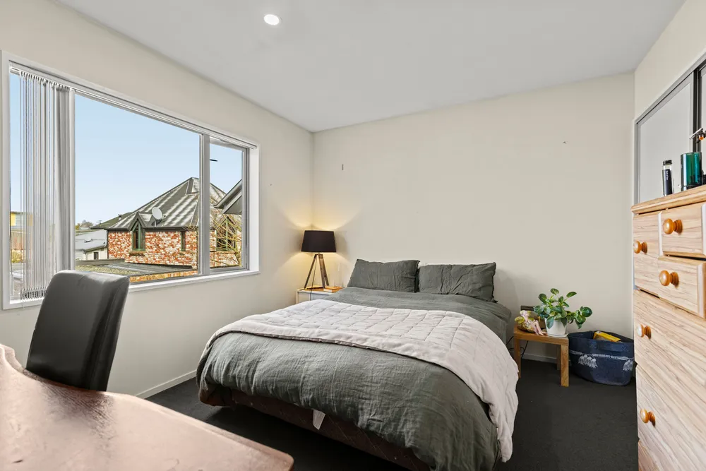 Photos of 72C Champion Street