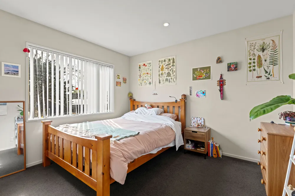 Photos of 72C Champion Street