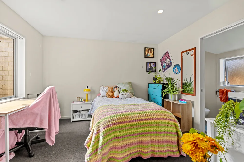 Photos of 72C Champion Street