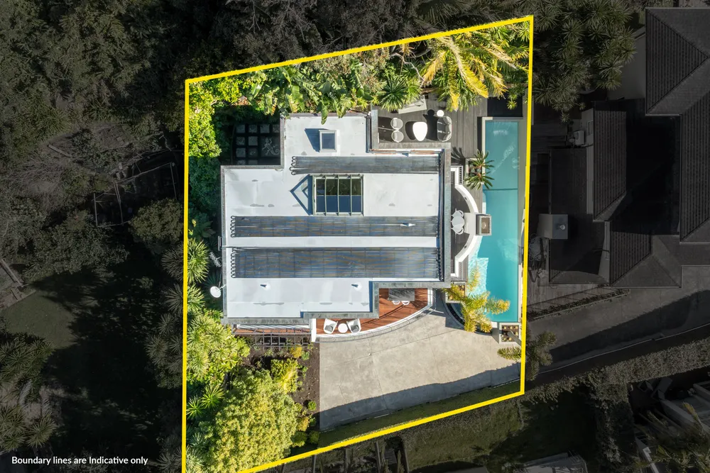 Photos of 22C Standen Avenue