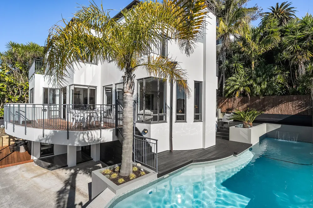 Photos of 22C Standen Avenue