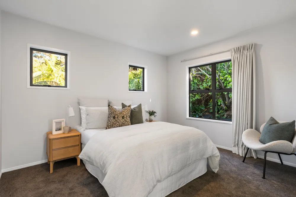 Photos of 22C Standen Avenue