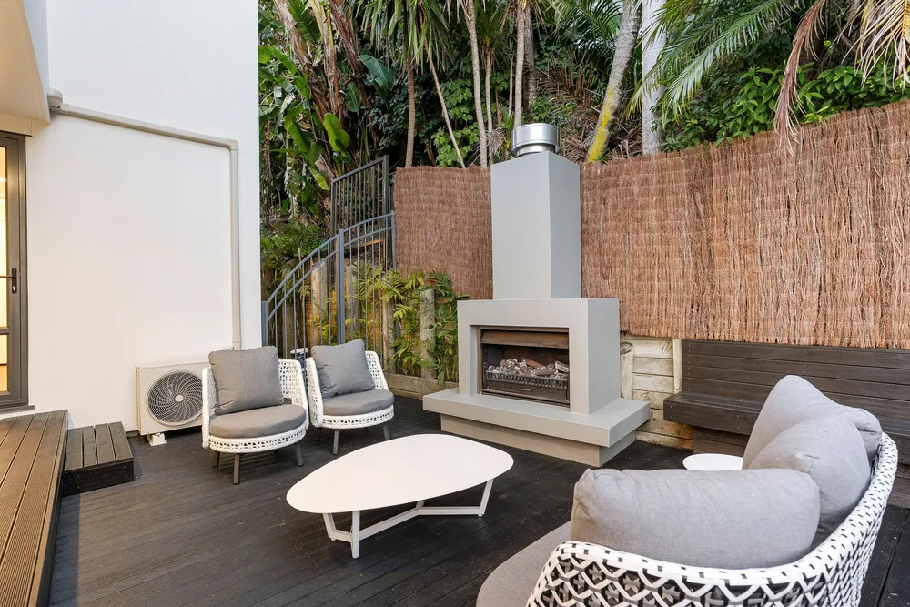 Photos of 22C Standen Avenue