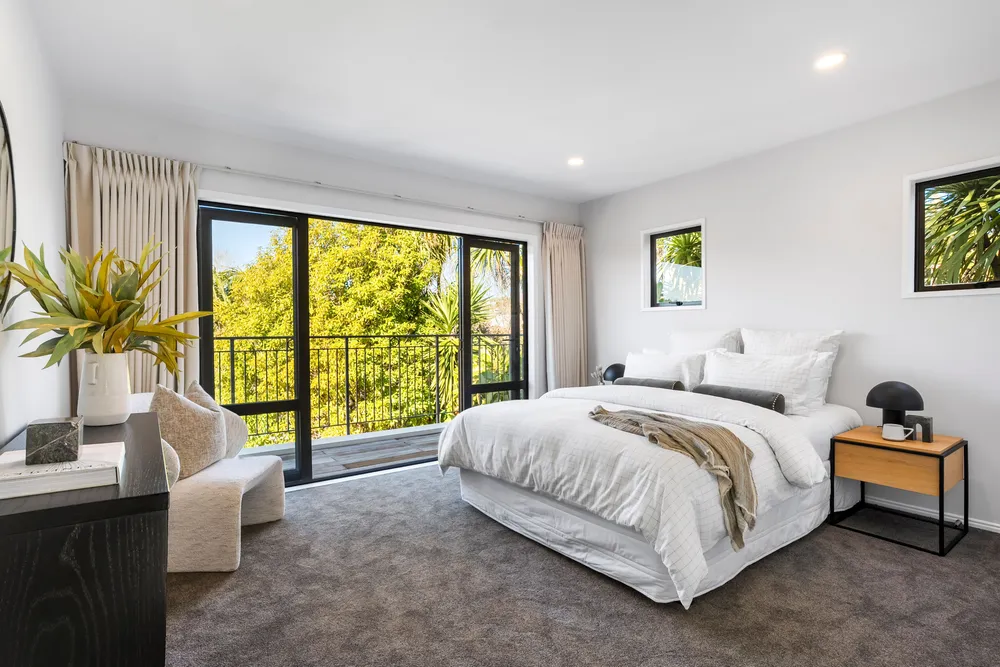 Photos of 22C Standen Avenue