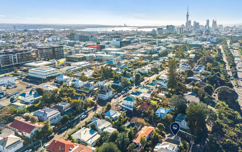 Photos of 21 Keppell Street