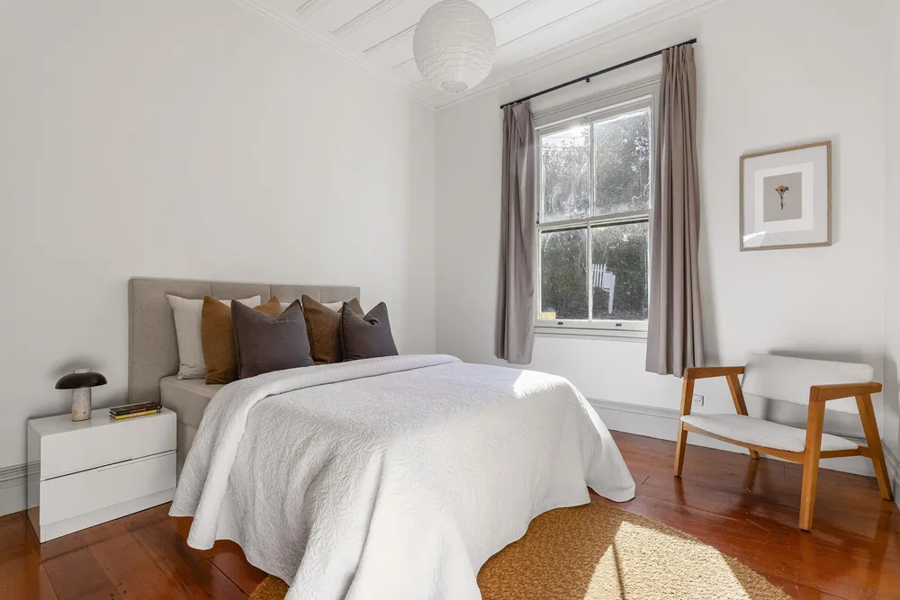 Photos of 21 Keppell Street