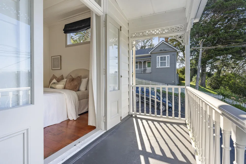 Photos of 21 Keppell Street
