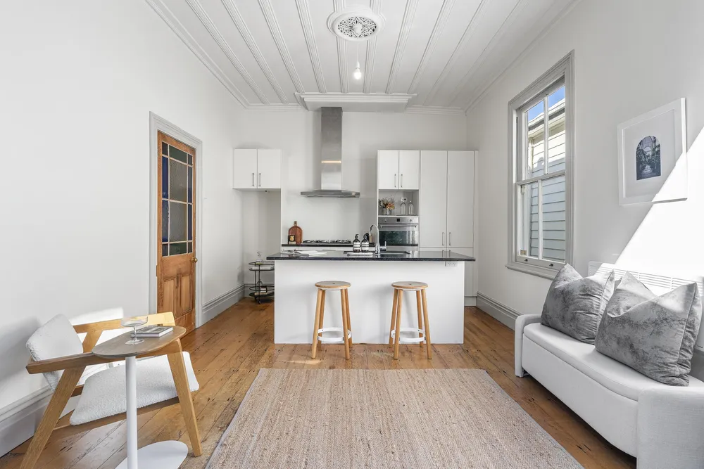 Photos of 21 Keppell Street