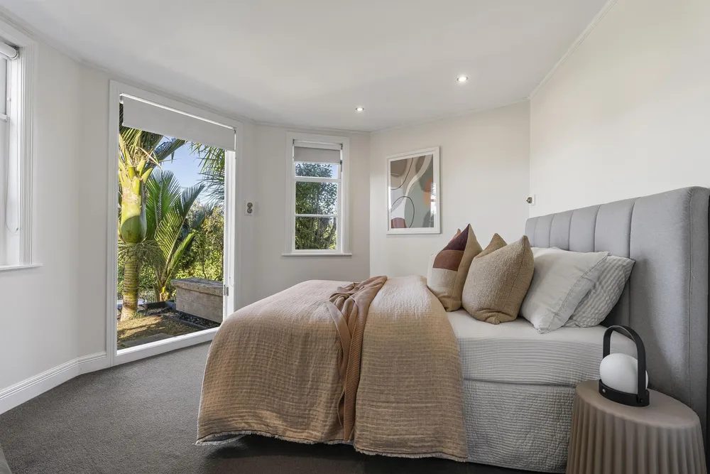 Photos of 21 Keppell Street