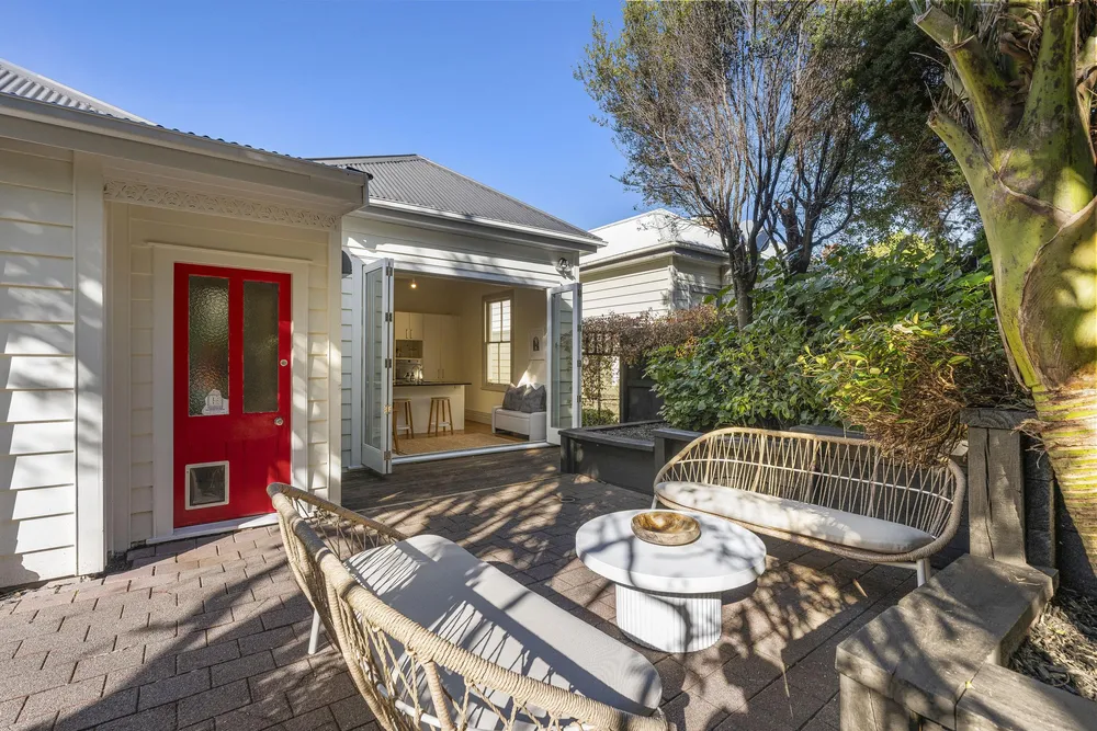 Photos of 21 Keppell Street
