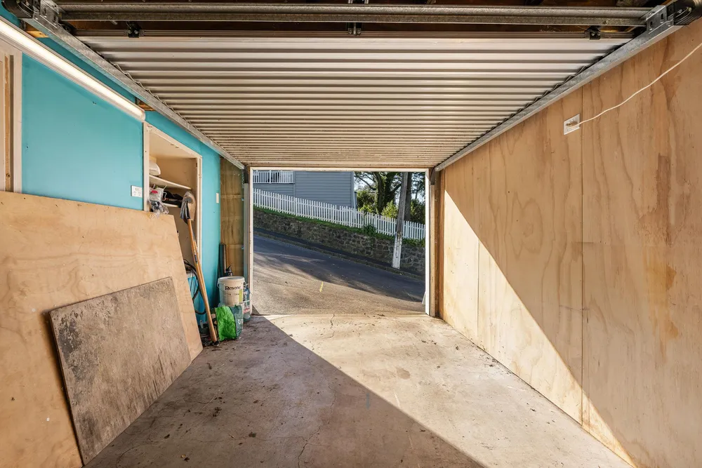 Photos of 21 Keppell Street