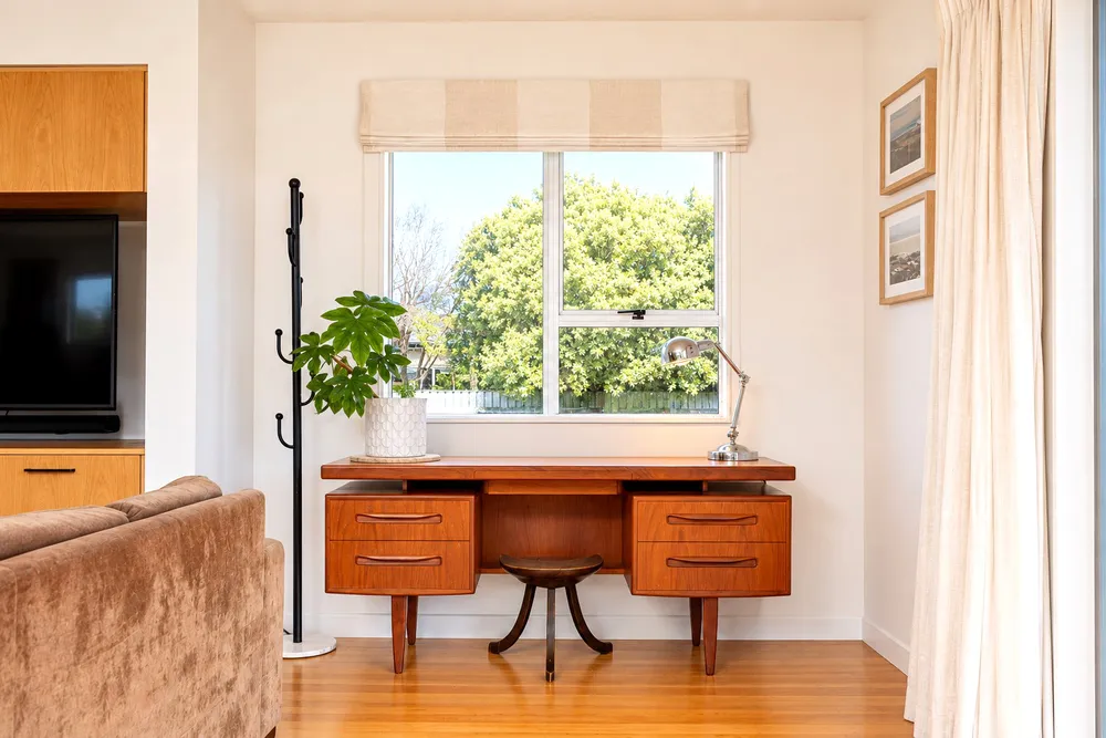 Photos of 92 Ferry Road