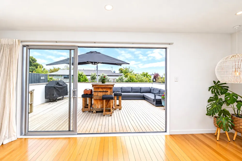 Photos of 92 Ferry Road