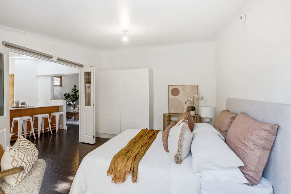 Photos of 36 Burke Street