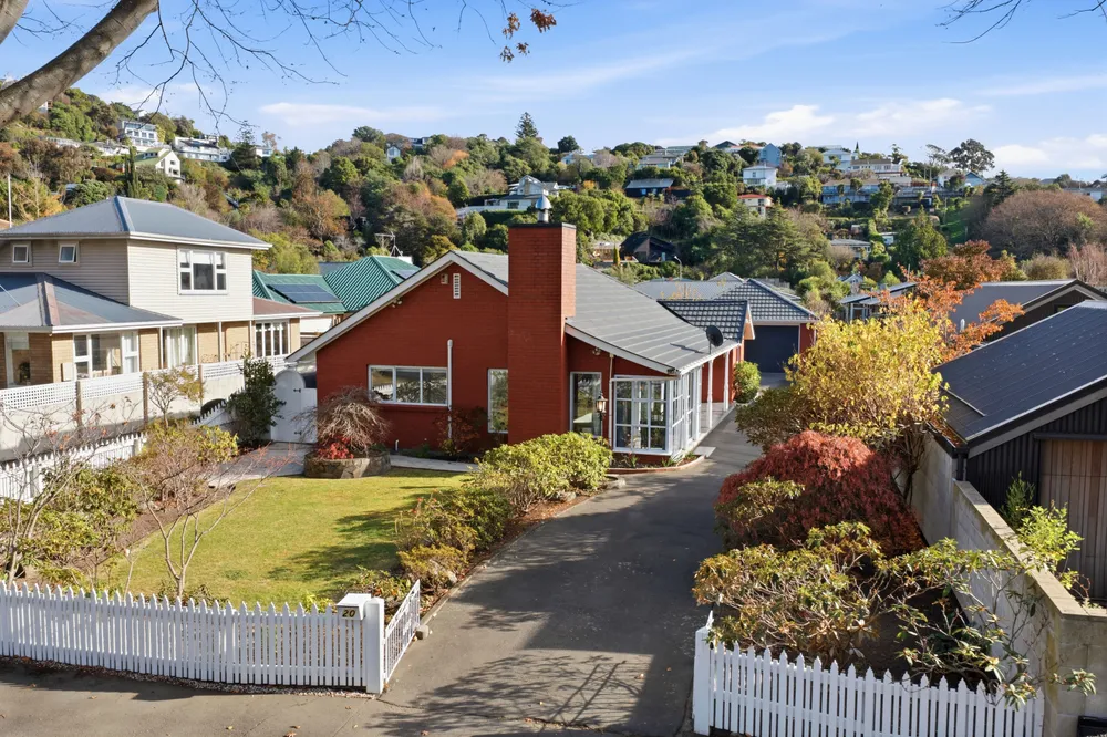 Photos of 20 Holliss Avenue