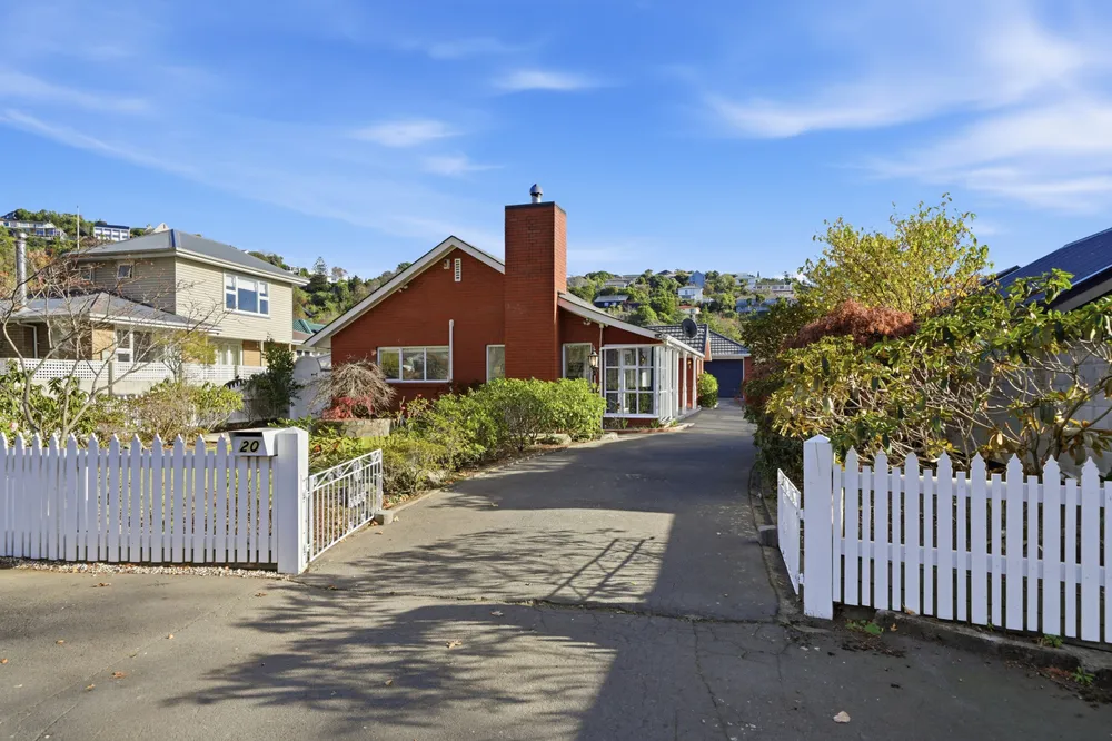 Photos of 20 Holliss Avenue