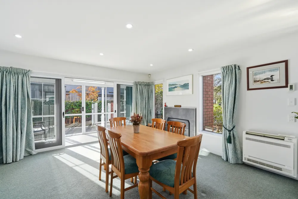 Photos of 20 Holliss Avenue