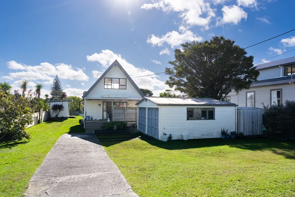 Photos of 31 Bream Bay Drive