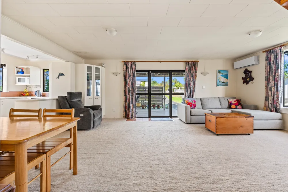 Photos of 31 Bream Bay Drive