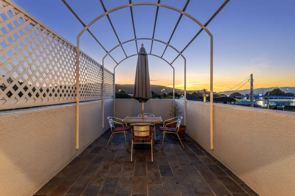 Photos of 32 Paremata Crescent