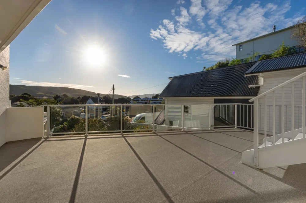 Photos of 32 Paremata Crescent