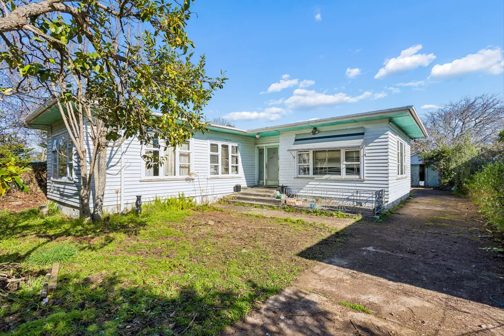 Photos of 20 Holly Street