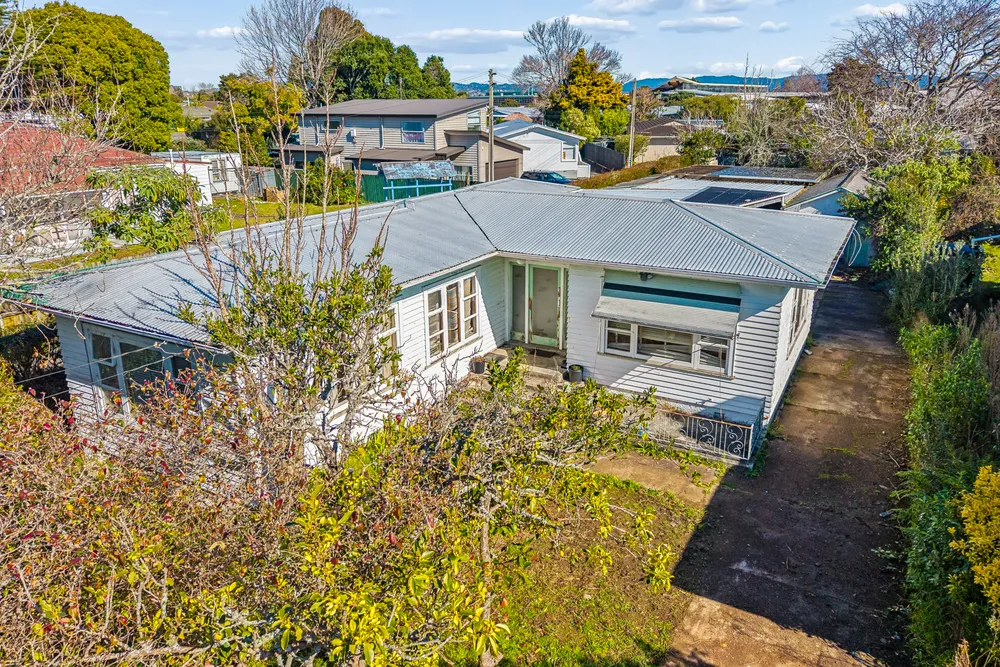 Photos of 20 Holly Street