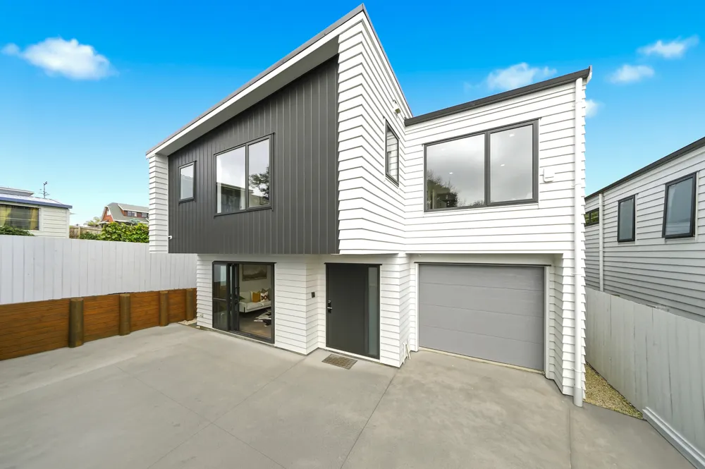 Photos of 10B Acacia Road